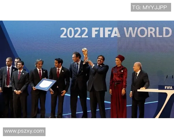 FIFA推出世界杯限量版文化衫售价高达280镑引发球迷热议与争议 FIFA推出世界杯限量版文化衫售价高达280镑引发球迷热议与争议